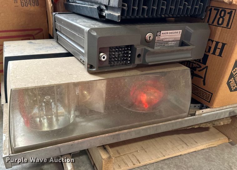 image for item NJ9440 Emergency services equipment