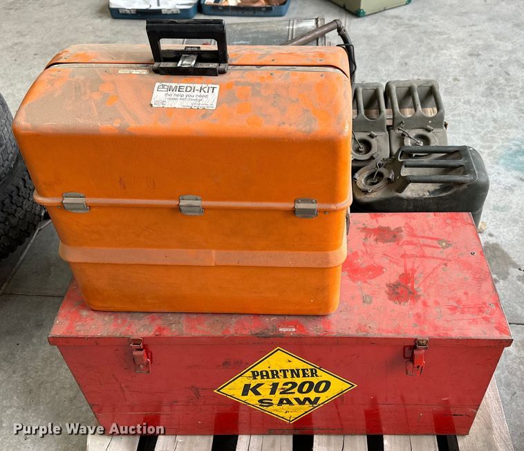 image for item NJ9440 Emergency services equipment