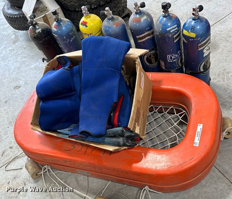 image for item NJ9442 Oxygen tanks