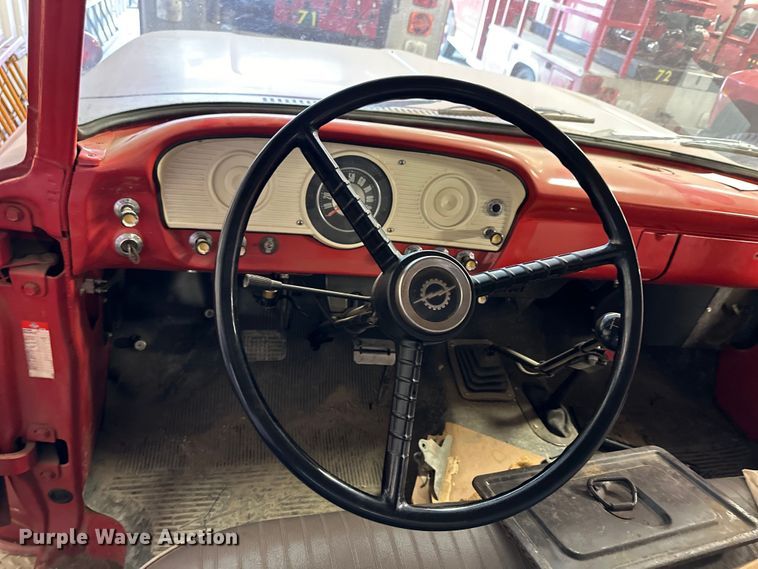 image for item NJ9445 1964 Ford 600 pumper fire truck