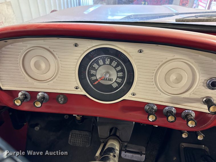 image for item NJ9445 1964 Ford 600 pumper fire truck