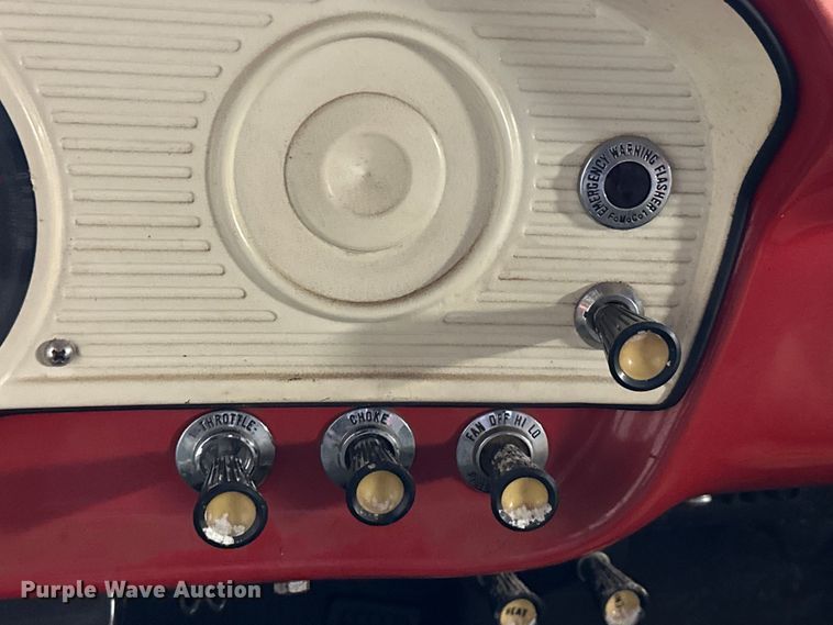 image for item NJ9445 1964 Ford 600 pumper fire truck