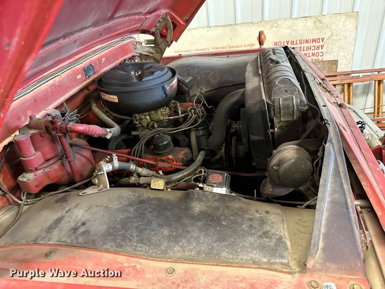 image for item NJ9445 1964 Ford 600 pumper fire truck