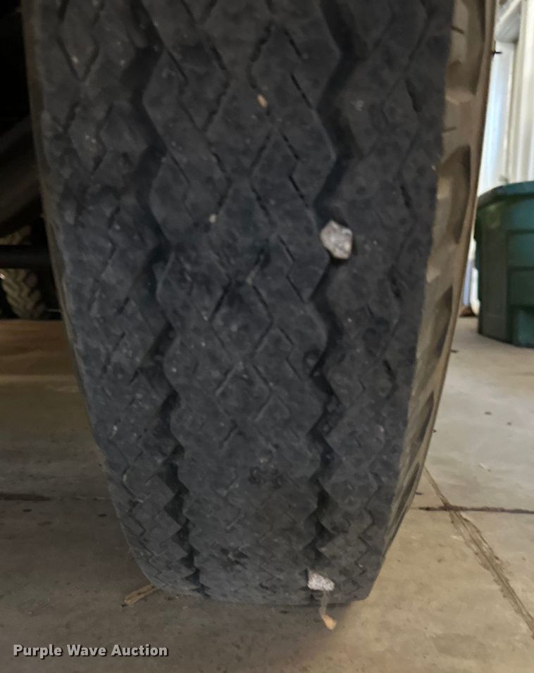 image for item NJ9445 1964 Ford 600 pumper fire truck