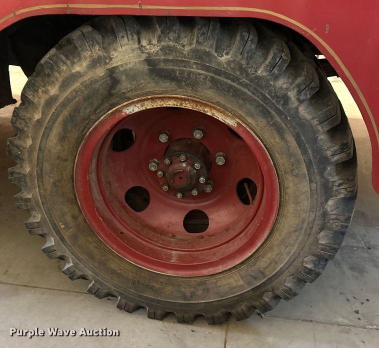 image for item NJ9445 1964 Ford 600 pumper fire truck