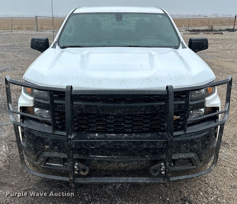 image for item NJ9451 2019 Chevrolet Silverado 1500 Crew Cab pickup truck