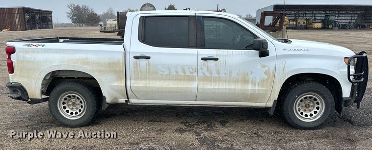 image for item NJ9451 2019 Chevrolet Silverado 1500 Crew Cab pickup truck