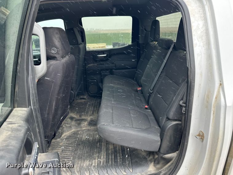 image for item NJ9451 2019 Chevrolet Silverado 1500 Crew Cab pickup truck