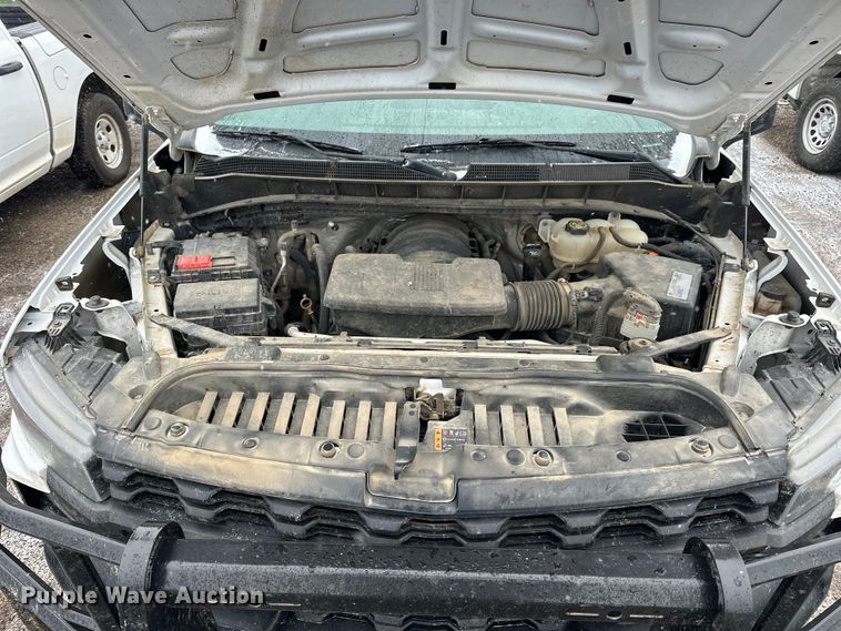 image for item NJ9451 2019 Chevrolet Silverado 1500 Crew Cab pickup truck