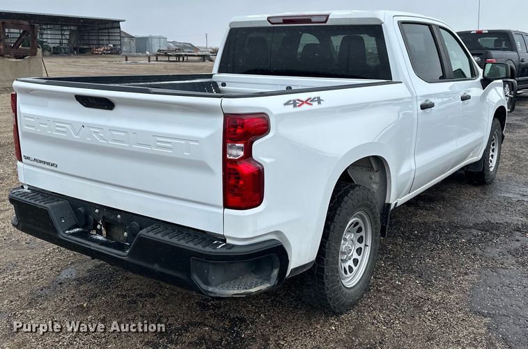 image for item NJ9452 2019 Chevrolet Silverado 1500 Crew Cab pickup truck