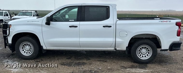 image for item NJ9452 2019 Chevrolet Silverado 1500 Crew Cab pickup truck