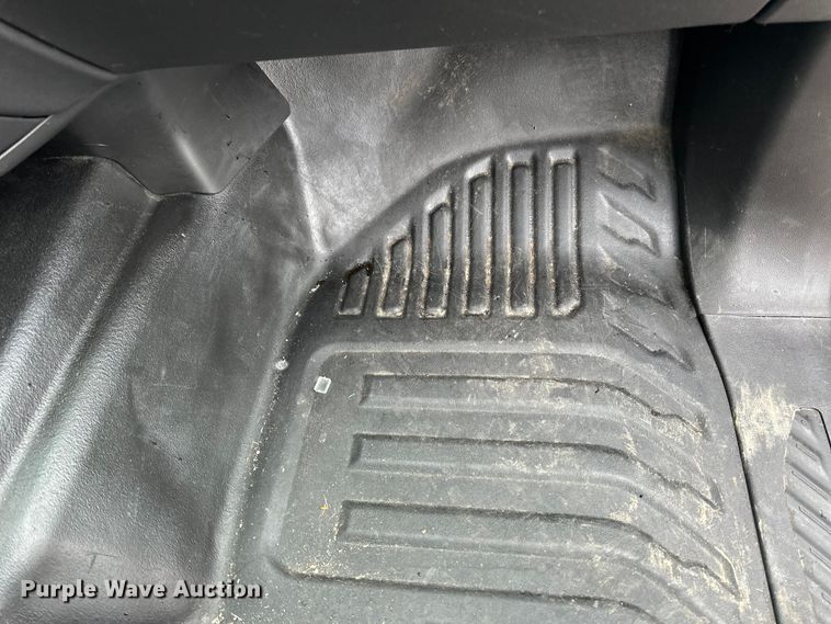 image for item NJ9452 2019 Chevrolet Silverado 1500 Crew Cab pickup truck