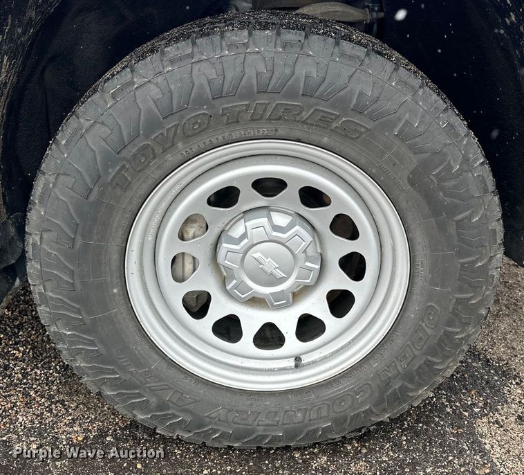 image for item NJ9452 2019 Chevrolet Silverado 1500 Crew Cab pickup truck