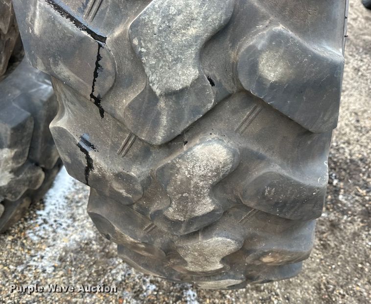 image for item NJ9454 (5) Bridgestone 14.00-24 Tires