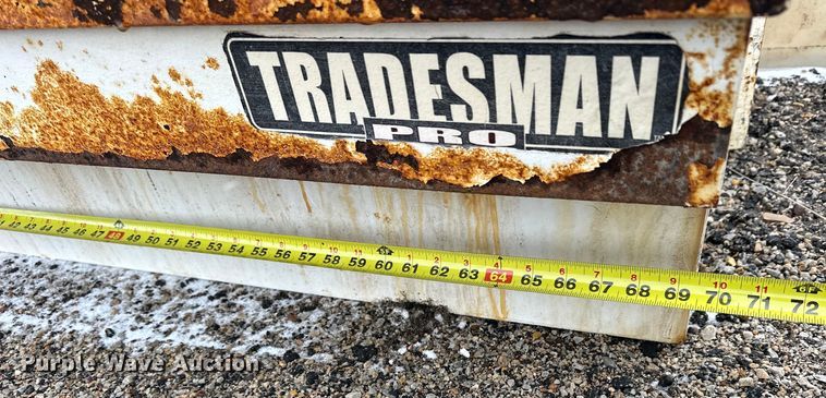 image for item NJ9455 Toolboxes and tanks