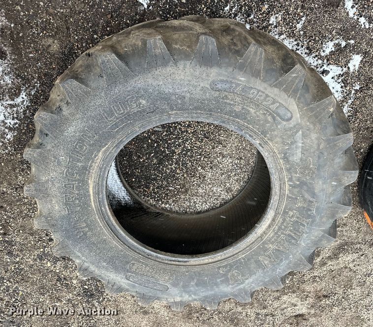 image for item NJ9461 Tires