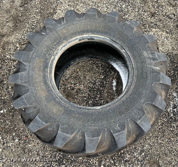 image for item NJ9461 Tires