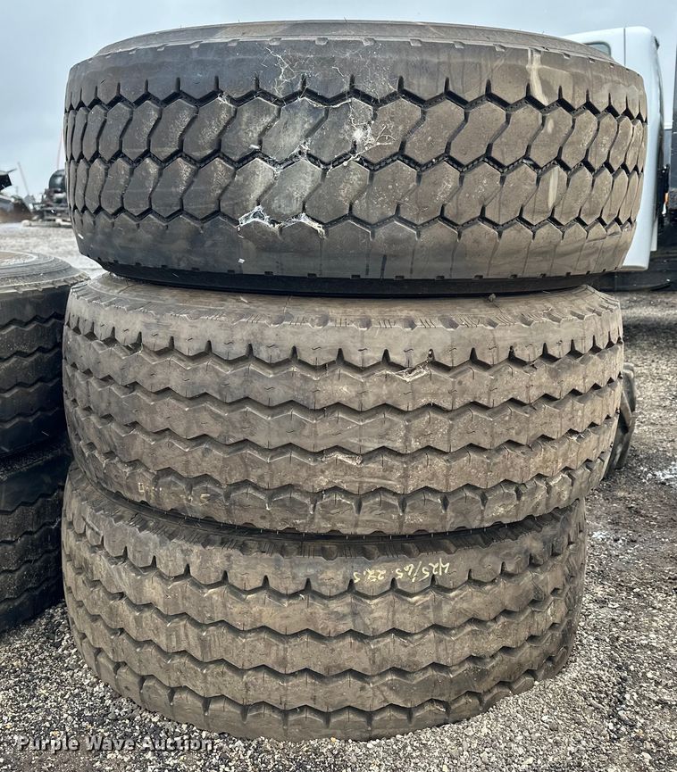image for item NJ9462 Tires