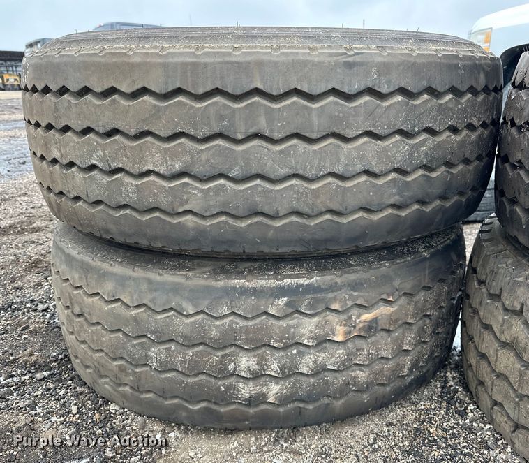 image for item NJ9462 Tires