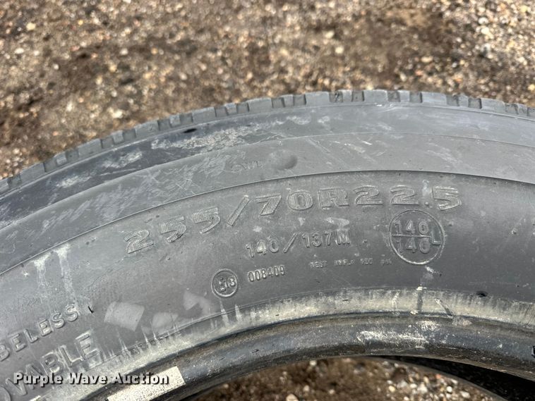 image for item NJ9462 Tires