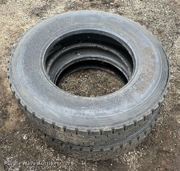 image for item NJ9462 Tires