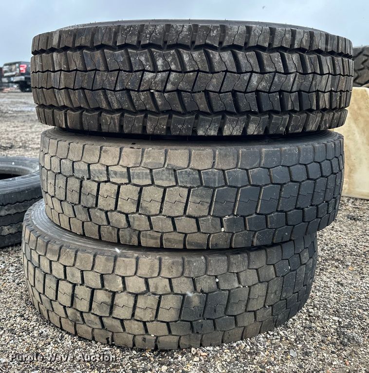 image for item NJ9465 Tires