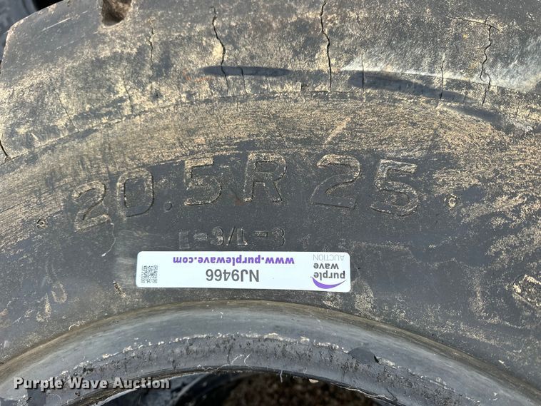 image for item NJ9466 (2) Titan 20.5R25 tires