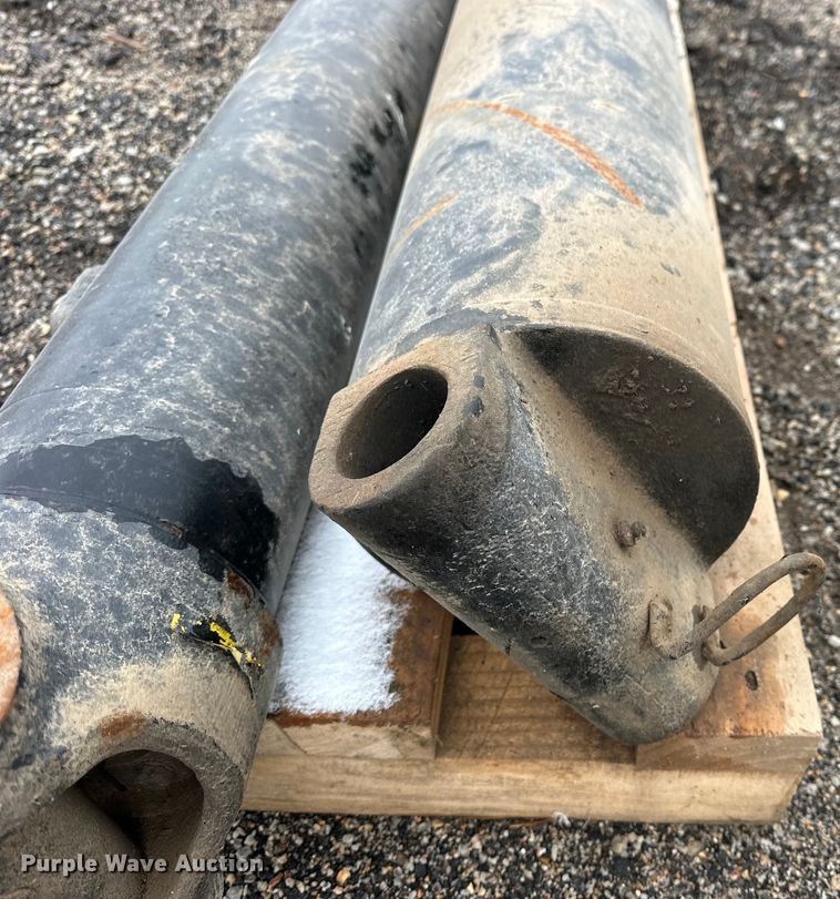 image for item NJ9467 (2) cylinders