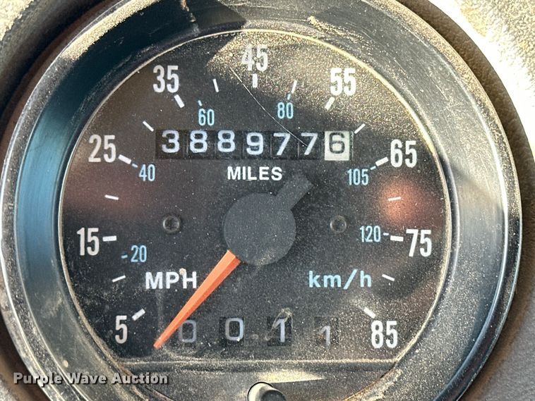 image for item NJ9469 1995 Mack RD600 dump truck