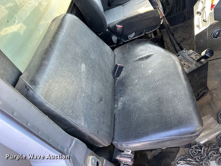 image for item NJ9469 1995 Mack RD600 dump truck