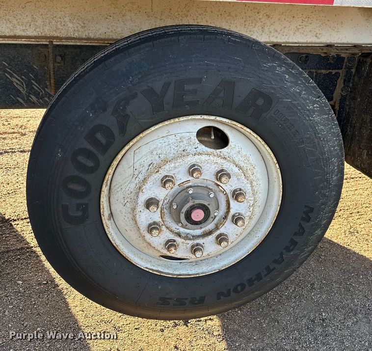 image for item NJ9469 1995 Mack RD600 dump truck