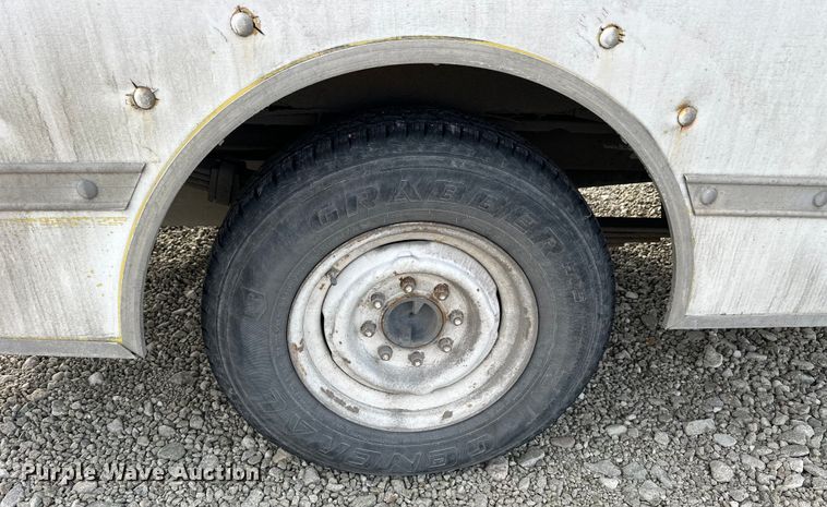 image for item NJ9473 1994 GMC Vandura 3500 box truck