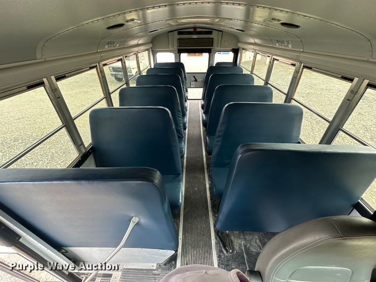 image for item NJ9474 2015 Thomas Built 051MS school bus