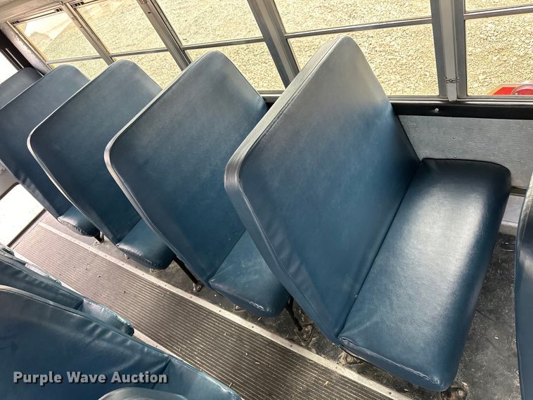 image for item NJ9474 2015 Thomas Built 051MS school bus