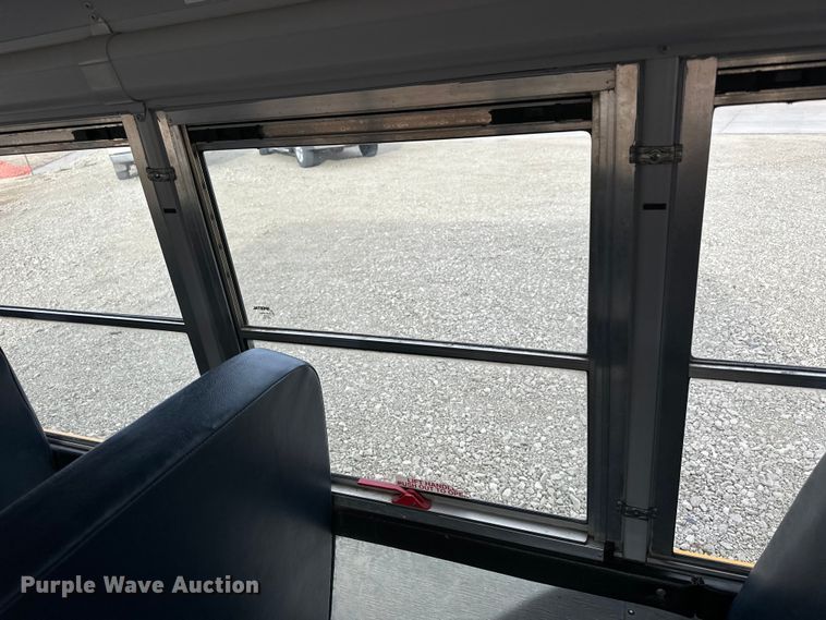 image for item NJ9474 2015 Thomas Built 051MS school bus