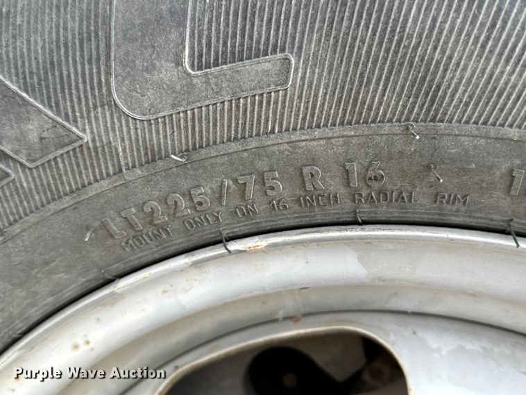 image for item NJ9474 2015 Thomas Built 051MS school bus