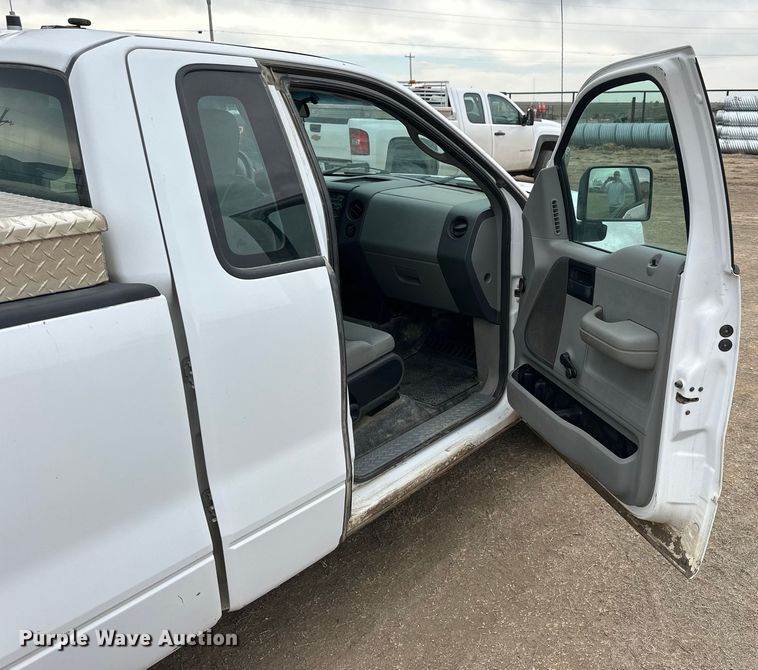 image for item NJ9478 2007 Ford F150 pickup truck