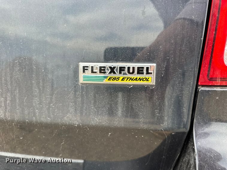 image for item NJ9479 2013 Dodge Grand Caravan van