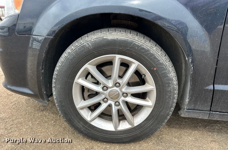 image for item NJ9479 2013 Dodge Grand Caravan van