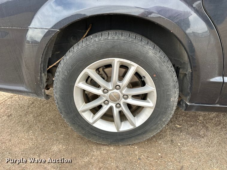 image for item NJ9479 2013 Dodge Grand Caravan van