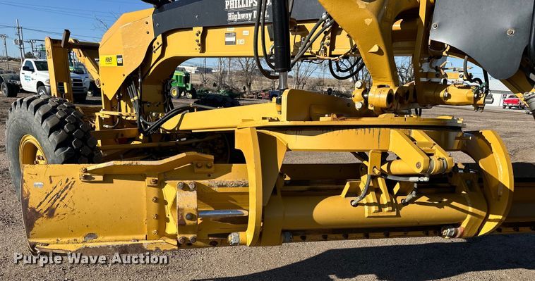 image for item NJ9500 2014 Caterpiller 120M2 motor grader