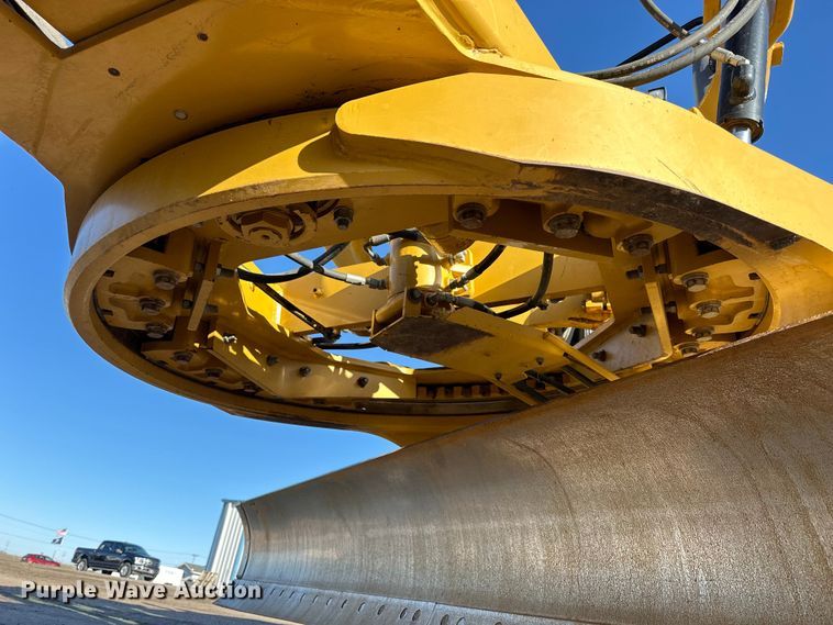 image for item NJ9500 2014 Caterpiller 120M2 motor grader