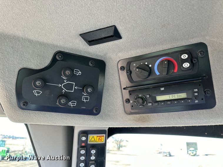 image for item NJ9500 2014 Caterpiller 120M2 motor grader