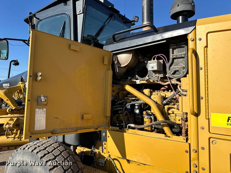 image for item NJ9500 2014 Caterpiller 120M2 motor grader