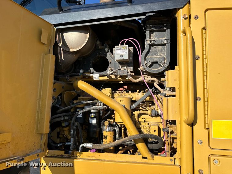image for item NJ9500 2014 Caterpiller 120M2 motor grader