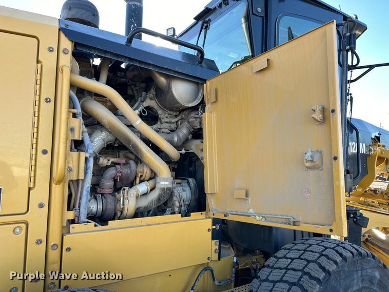 image for item NJ9500 2014 Caterpiller 120M2 motor grader