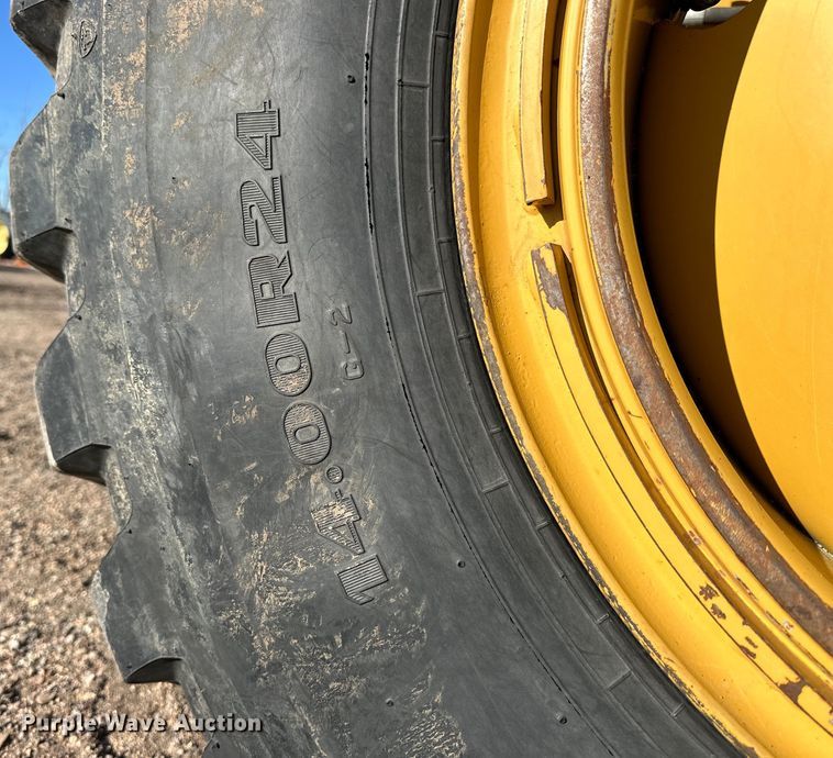 image for item NJ9500 2014 Caterpiller 120M2 motor grader