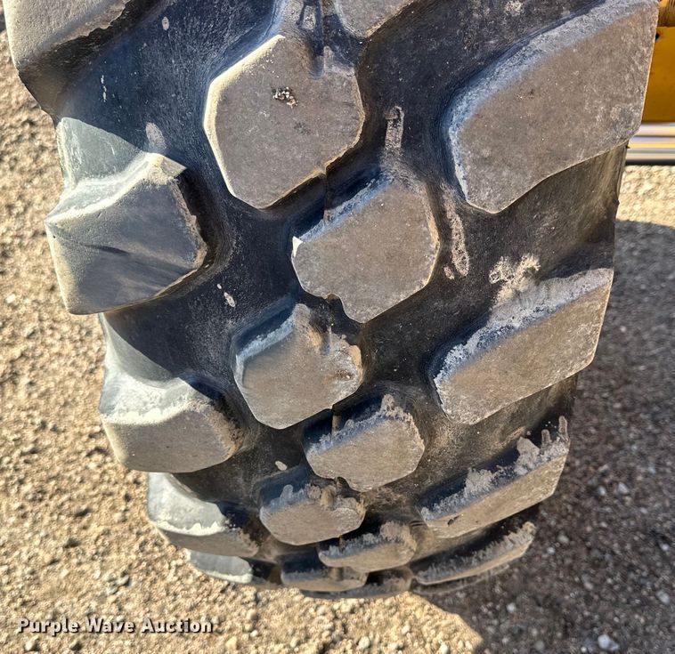 image for item NJ9500 2014 Caterpiller 120M2 motor grader