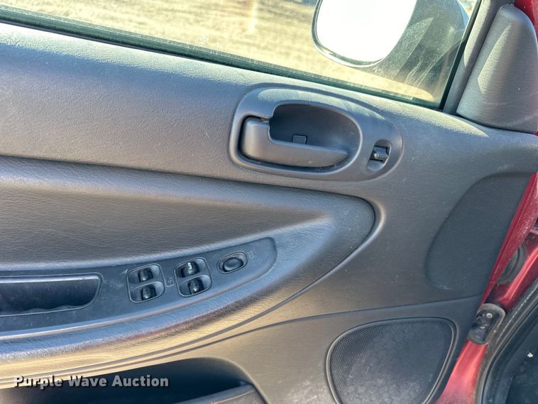 image for item NJ9501 2006 Dodge Stratus SXT 