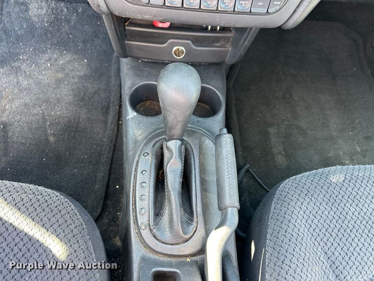 image for item NJ9501 2006 Dodge Stratus SXT 